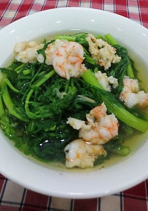 Hình của món Canh rau tần ô nấu tôm.