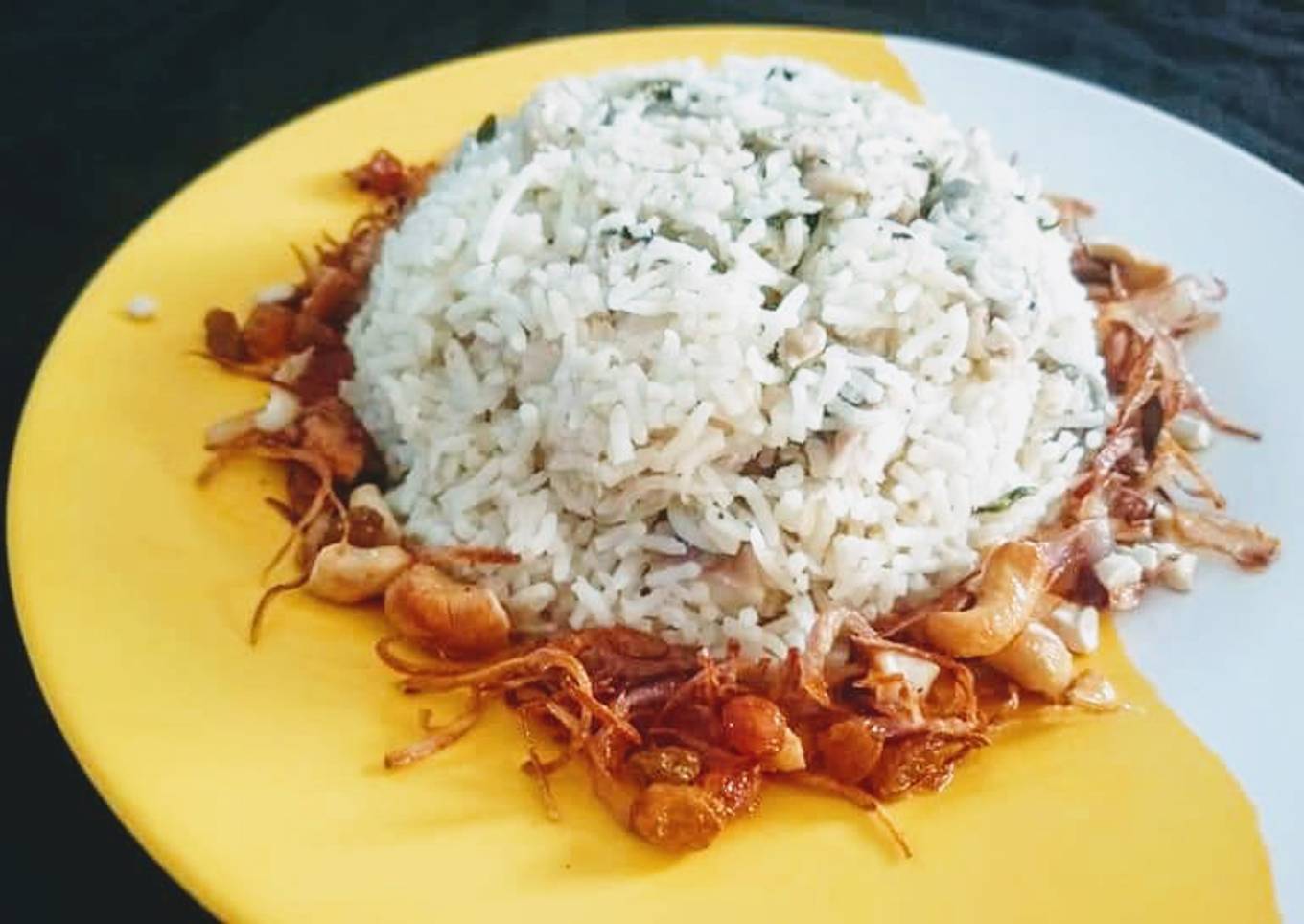 Sofiyani biriyani or white biriyani