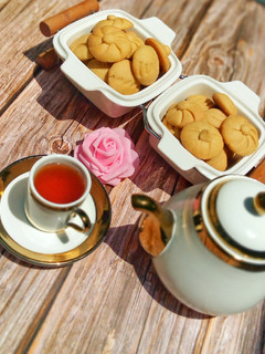 A picture of Butter cookies.