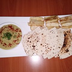 A picture of Avocado dip🥑🌶️.