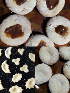 Una foto de Pepas con formas y dulce de leche