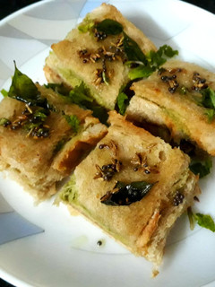 A picture of Sandwich bread dhokla.