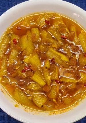 A picture of Hot and Sweet Garlic Mango Slice.