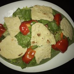 Fartoush salad A picture of Fartoush salad.