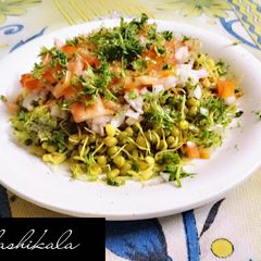 A picture of Sprouts salad.