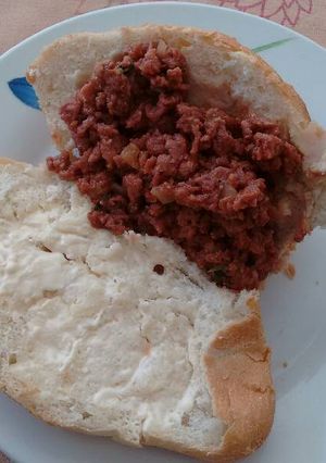 Una foto de Torta de carne adobada. ॐ