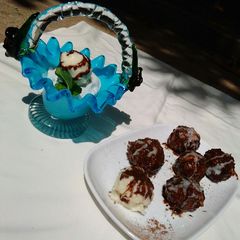 A picture of Coconut candy.