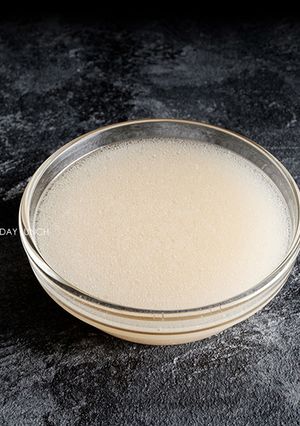 用壓力鍋省時熬出膠質滿滿的果凍豬高湯！(料理用豬骨白湯、大骨湯) 的食譜成品照片