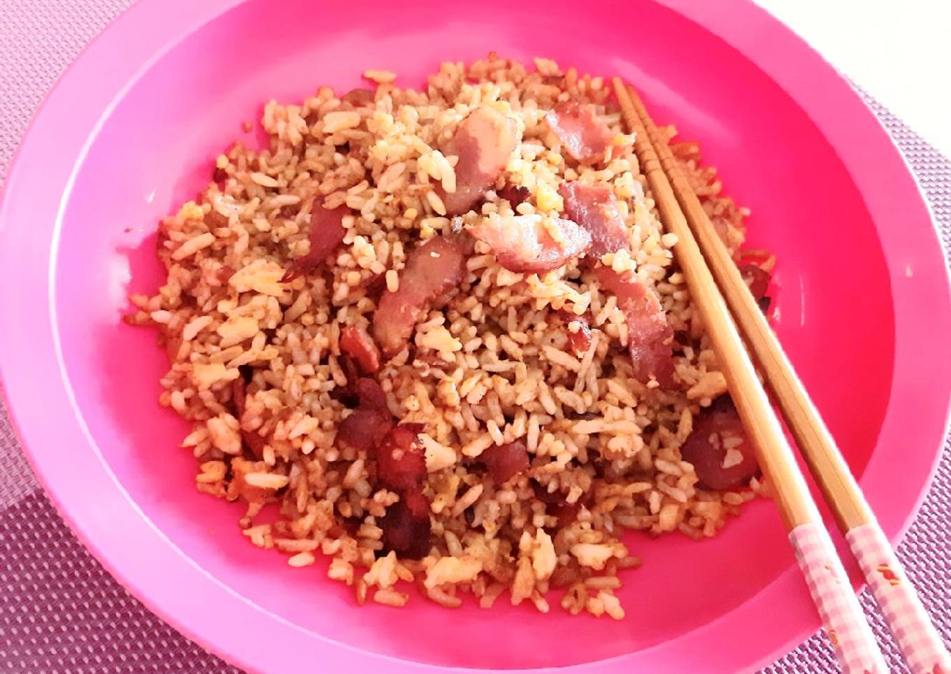 Nasi Telur Dengan Smoked Beef & Bacon