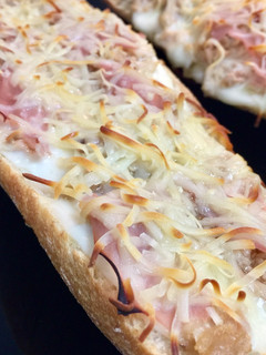 Una foto de Paninis “Croque Monsieur”