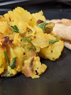 A picture of Batata sabji.