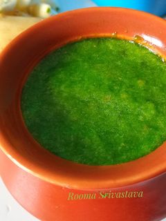 हरा प्याज़ लहसुन चटनी(Hare pyaz lahsun chatni recipe in hindi) रेसिपी मुख्य फोटो