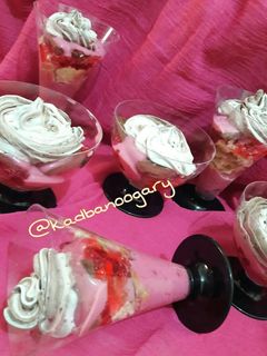 عکسی از دستور دسر لیوانی چند لایه 🍹