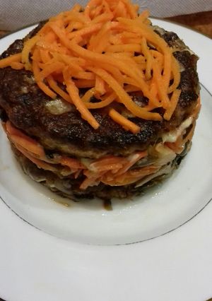 Фото Закусочный торт с грибами.