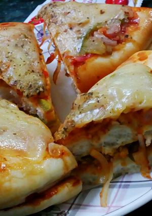 A picture of Bun pizza (kids favorite).