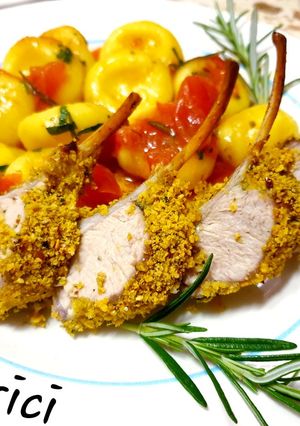 O poză a rețetei Cotlet de miel în crustă picantă.