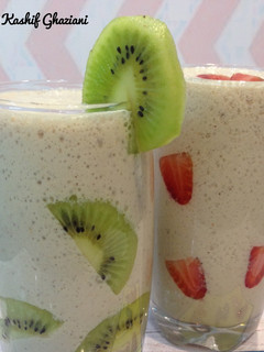 A picture of Kiwi & Strawberry Smoothie #ramadankitayari.