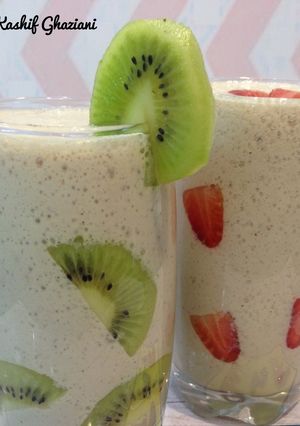 A picture of Kiwi & Strawberry Smoothie #ramadankitayari.