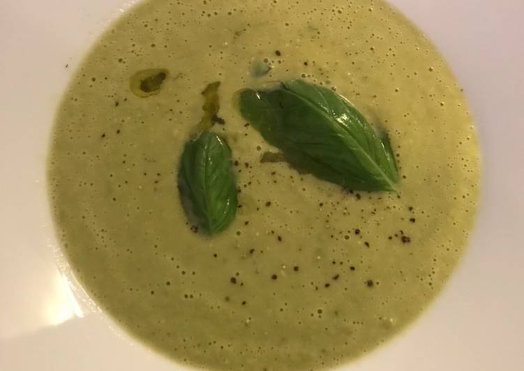 Steps to Make Quick Fennel and Pea Soup with a hint of Pistachio Pesto