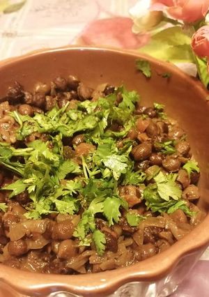 A picture of Maslay daar Chana chaat.