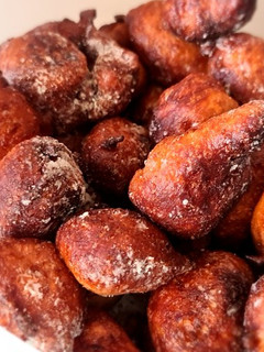 A picture of Puff puff balls.