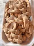 Trenzas de hummus veganas para dipear. Snacks saludables