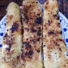 Una foto de Berenjenas a la milanesa diferente