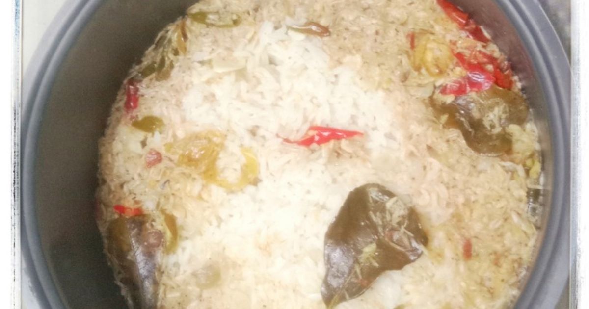 Nasi liwet udang rebon cabe hijau (magicom)