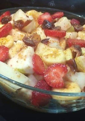 A picture of Yummy Fruit Chaat 🍓🍌🍎🍊🍐🍏.
