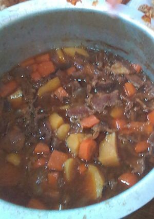 A picture of Beef stew.