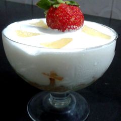 A picture of Eggless Pineapple Cream Pudding.