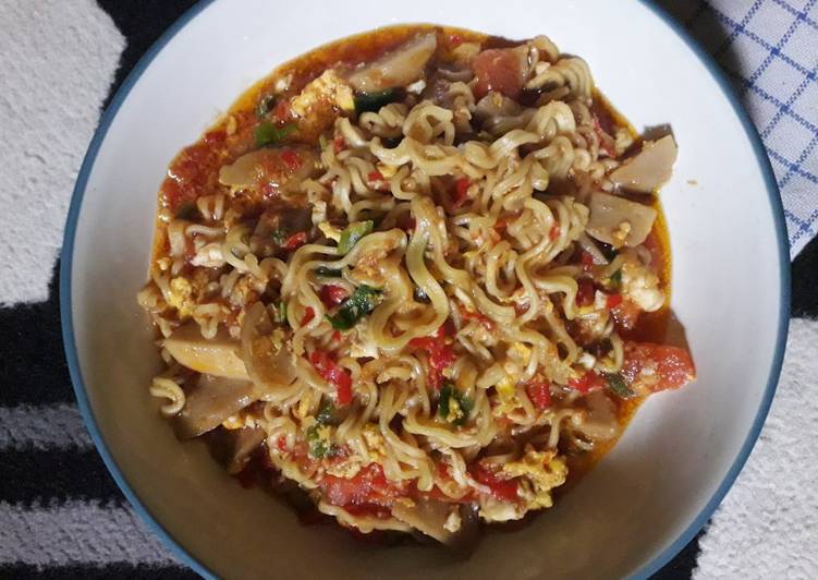 Panduan Menyiapkan Mie goreng kuah nyemek Super Enak