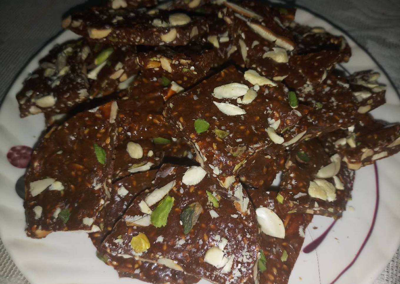 Dry fruits chikki