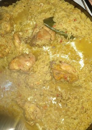 Una foto de Pollo con arroz al disco 😎