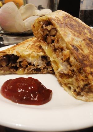 A picture of Crispy Southwest Chicken Wraps.