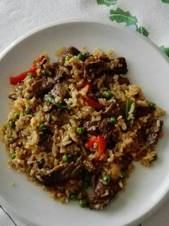 Una foto de Arroz con ternera al curry
