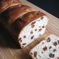A picture of Cinnamon Sultana Raisin Bread.