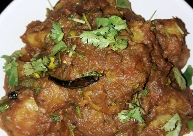 Vegetarian Aloo Dum