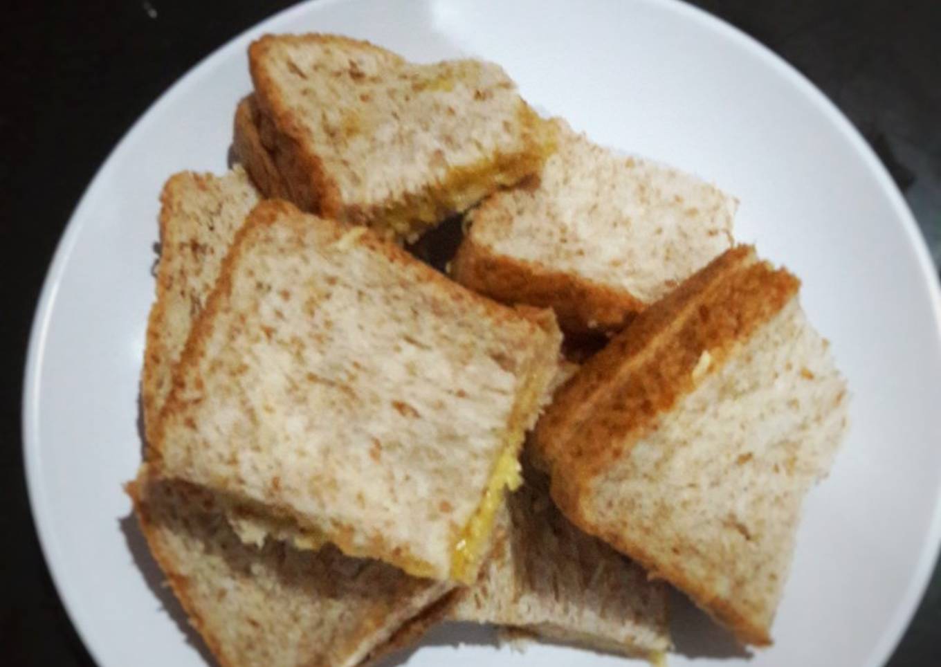 Roti gandum kukus keju