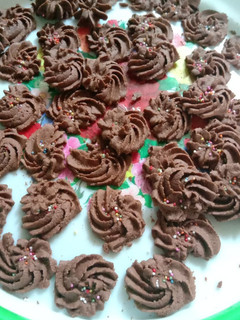 Foto resep Semprit coklat ekonomis