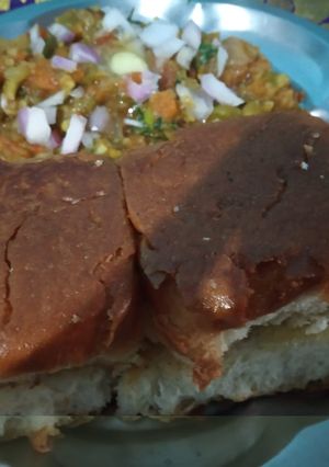 A picture of Pav bhaji.