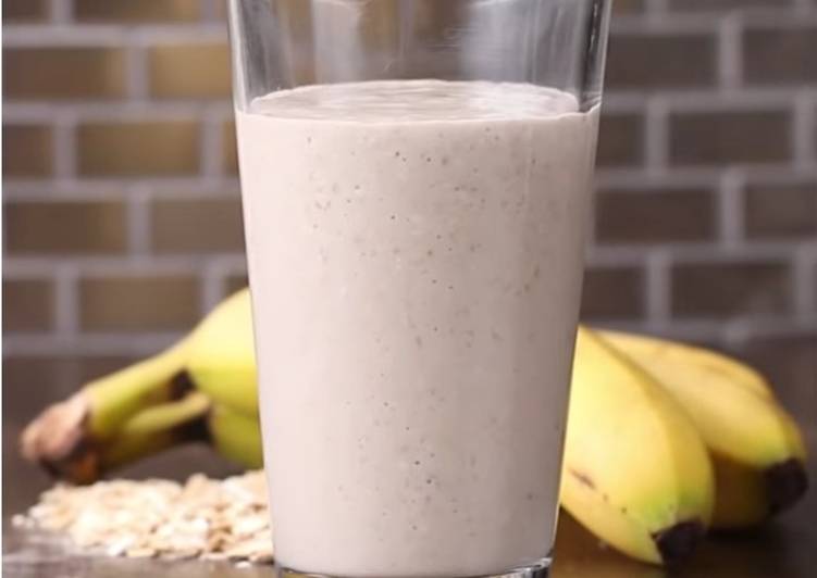 Tasty And Delicious of Banana Oat Smoothie