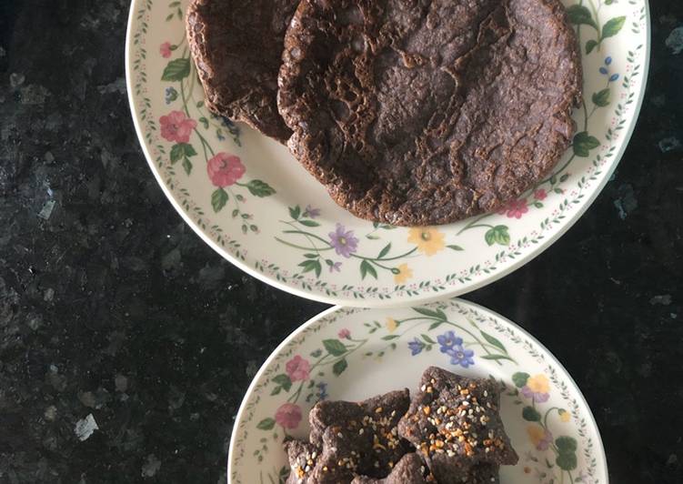 Coconut bread and coconut crackers