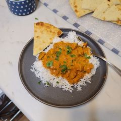 A picture of Chicken Tikka Masala.