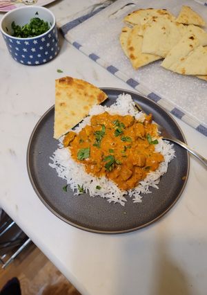 A picture of Chicken Tikka Masala.