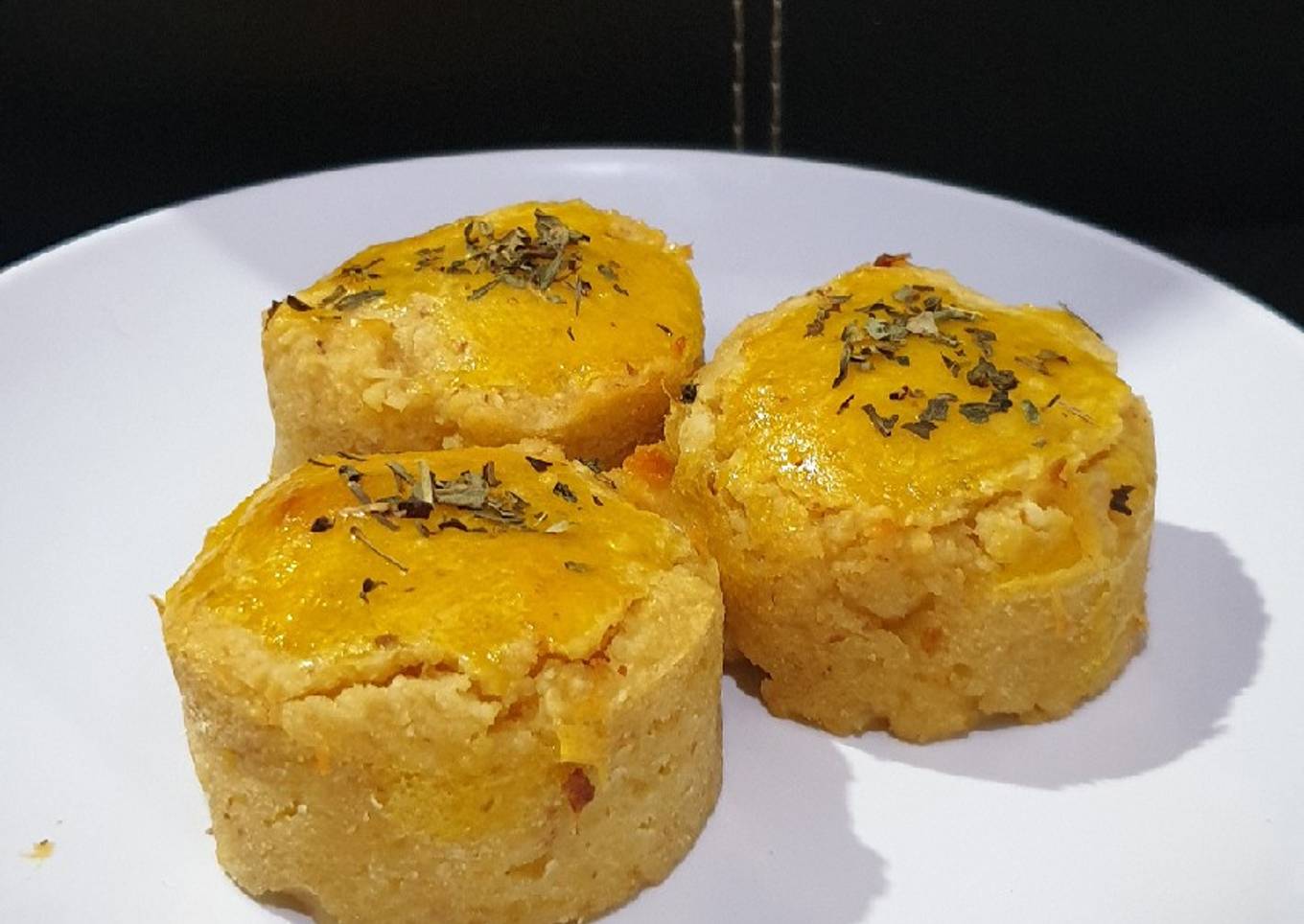 Keto Cheddar Biscuits Gluten & Sugar Free #ketopad