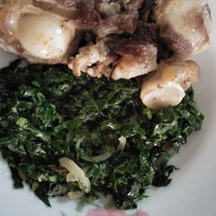 A picture of Fried mutton with greens.