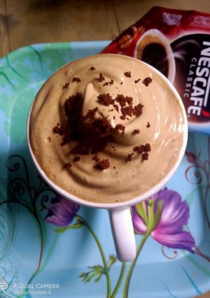 कैपेचीनो कॉफी (cappuccino coffee recipe in Hindi) रेसिपी मुख्य फोटो