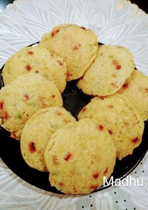 A picture of Instant Vegetable Idlis.