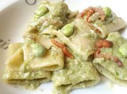 Una foto di guanciale pasta